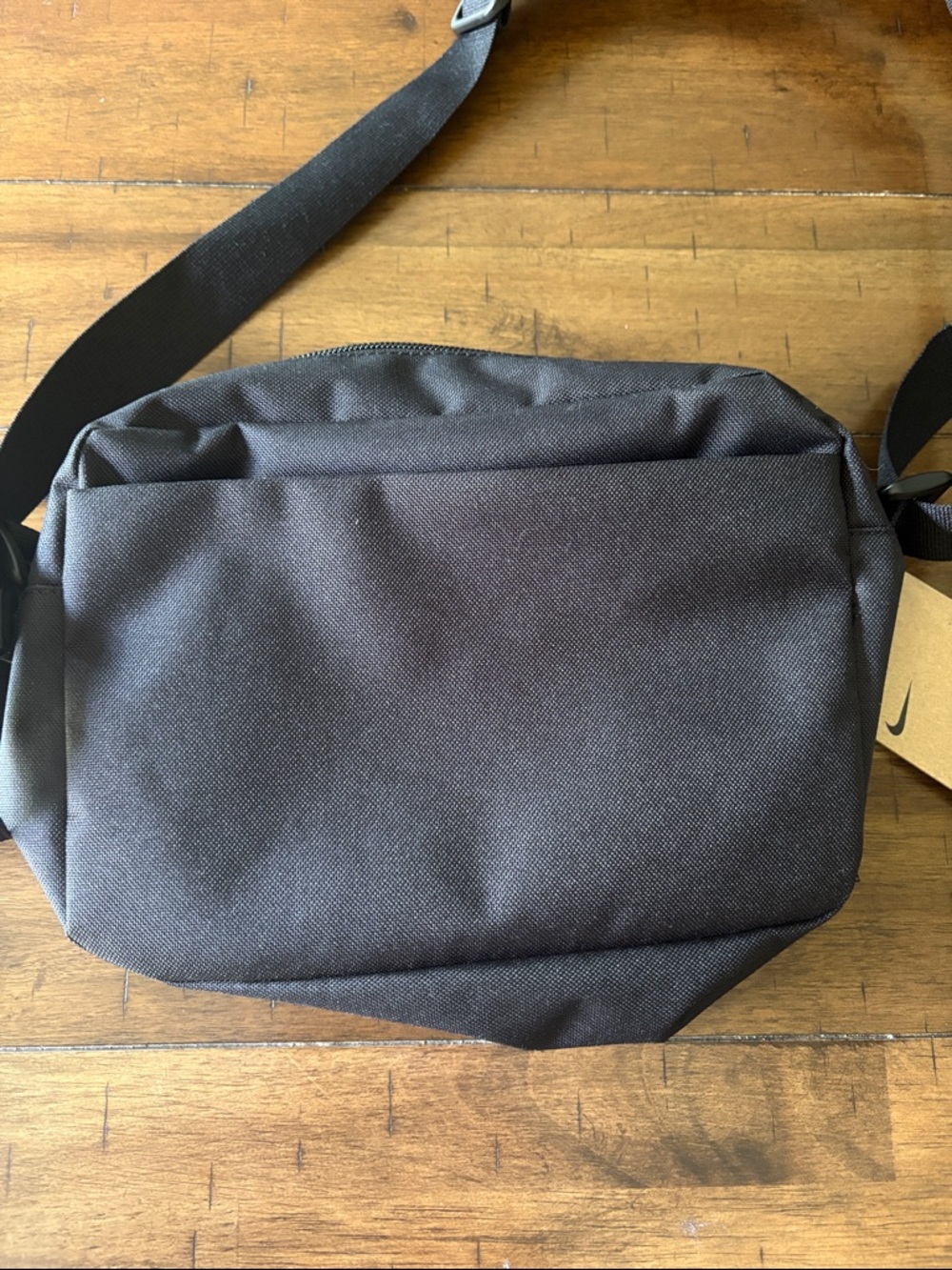 Nike Black Waist Hiking Sling Crossbody Bag Fannie Pack NWT - Picture 3 of 4